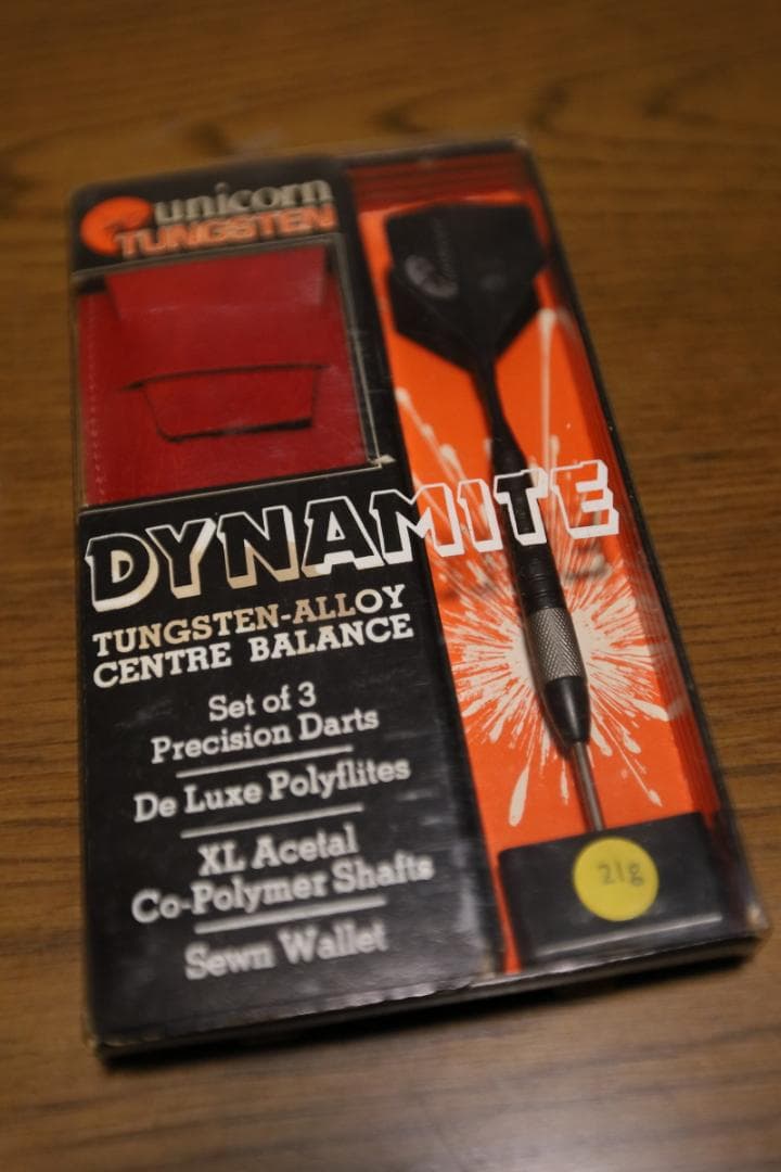 未使用品　unicorn DYNAMITE タングステンダーツセット イギリス製