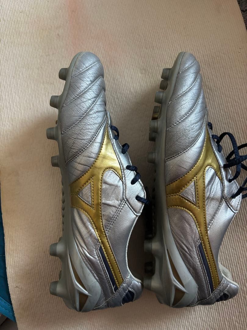 ミズノ　サッカースパイク モレリア　dna モレリアネオ4