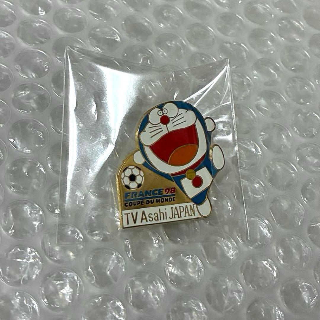 1998 FIFA World Cup テレビ朝日 ドラえもん ピンバッジ