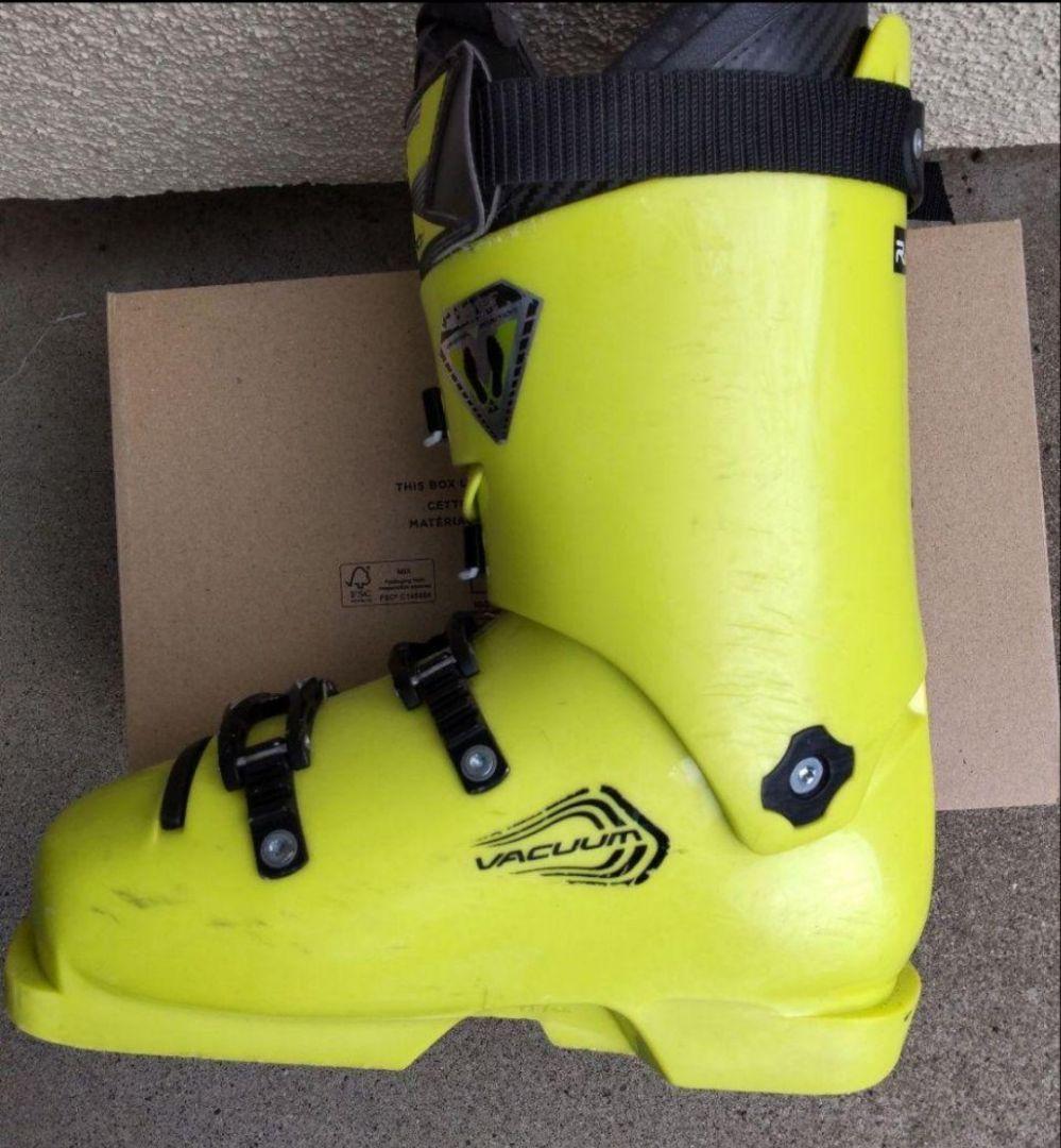 Fisher RC4 130 フィッシャー RC4 ブーツ