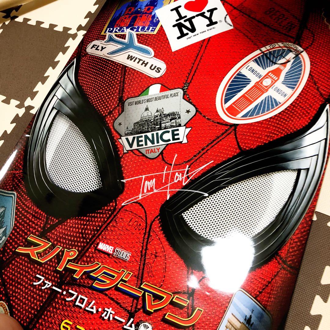 Tom Holland サイン入り B1ポスター