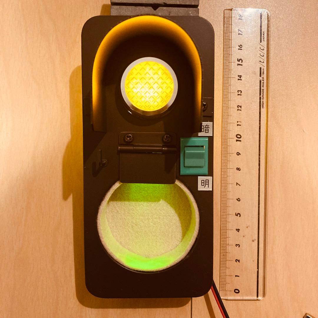 ※にゃににょ※ レプリカ時計置き