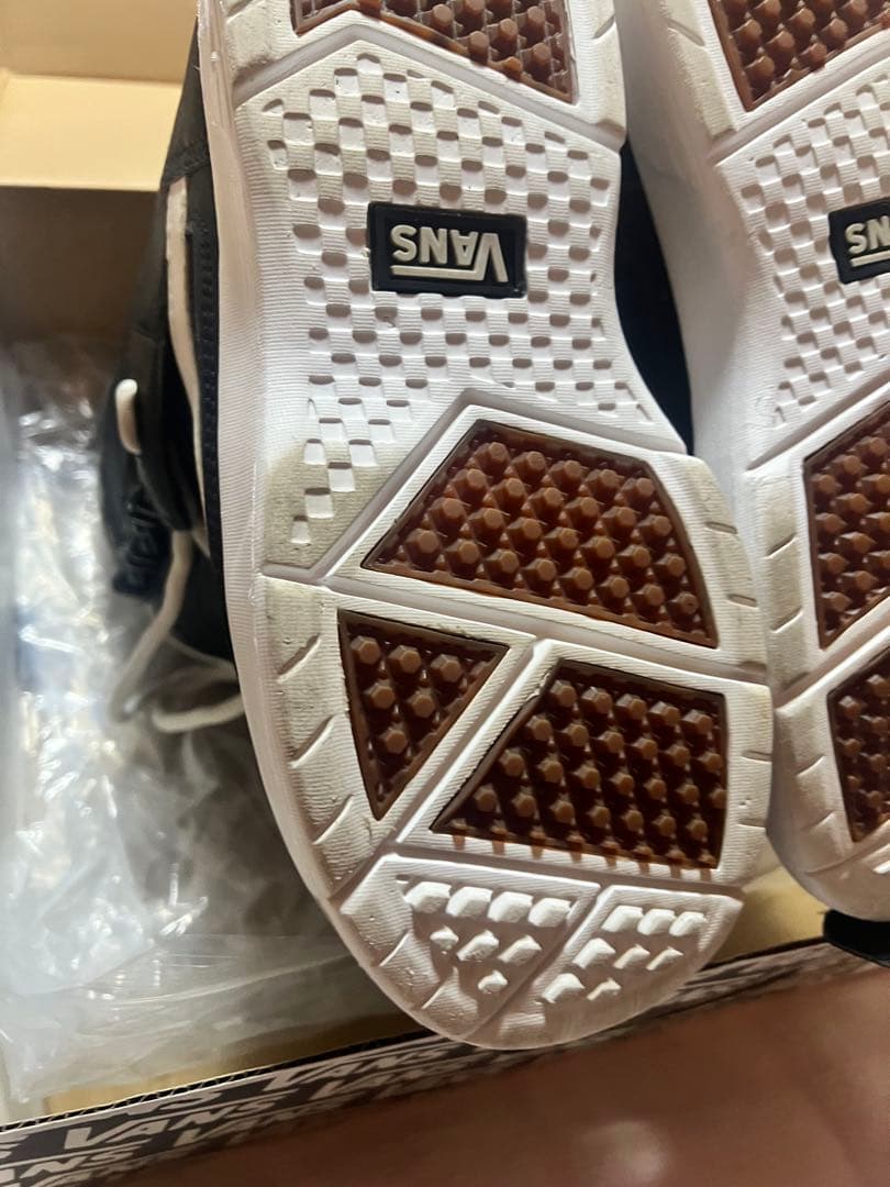 早い者勝ち　美品VANS スノーボードブーツ ブラック/ホワイト27〜28センチ