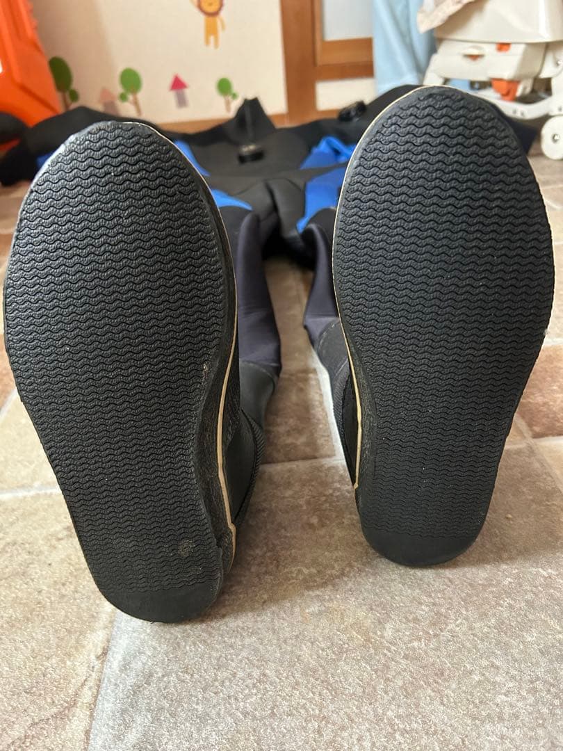 モービーズ　ドライスーツ　ダイビング