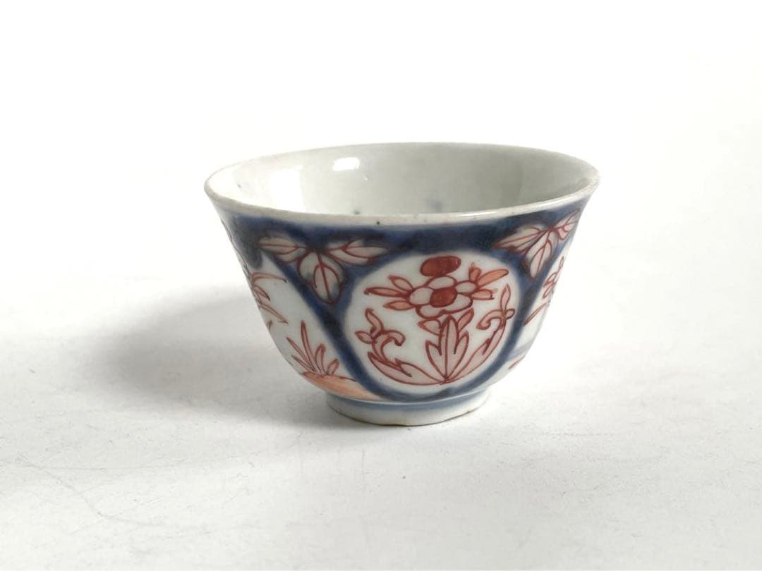 骨董　アンティーク　古伊万里　輸出伊万里　色絵　猪口　盃　酒器　カップ　輸出手