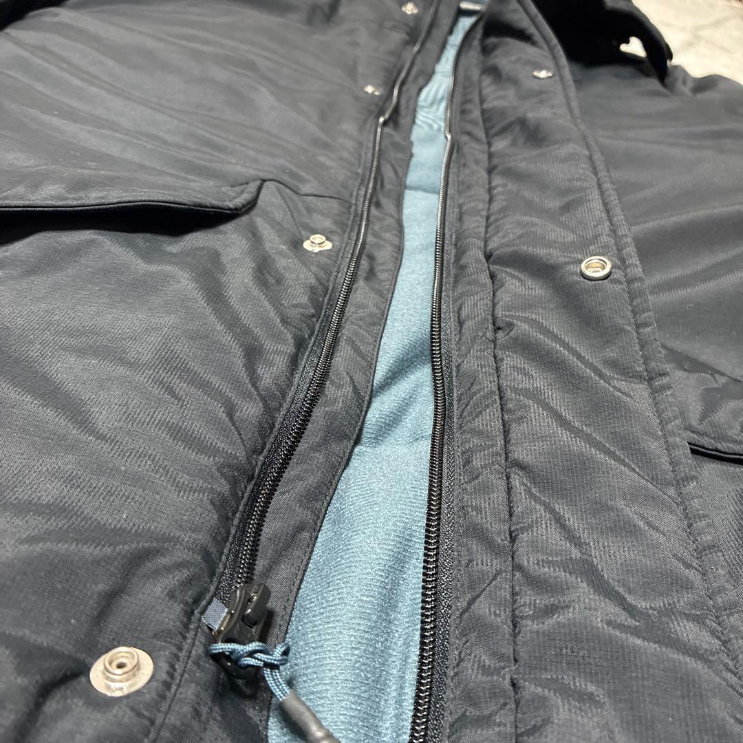 アンダーアーマー　ベンチコート　M