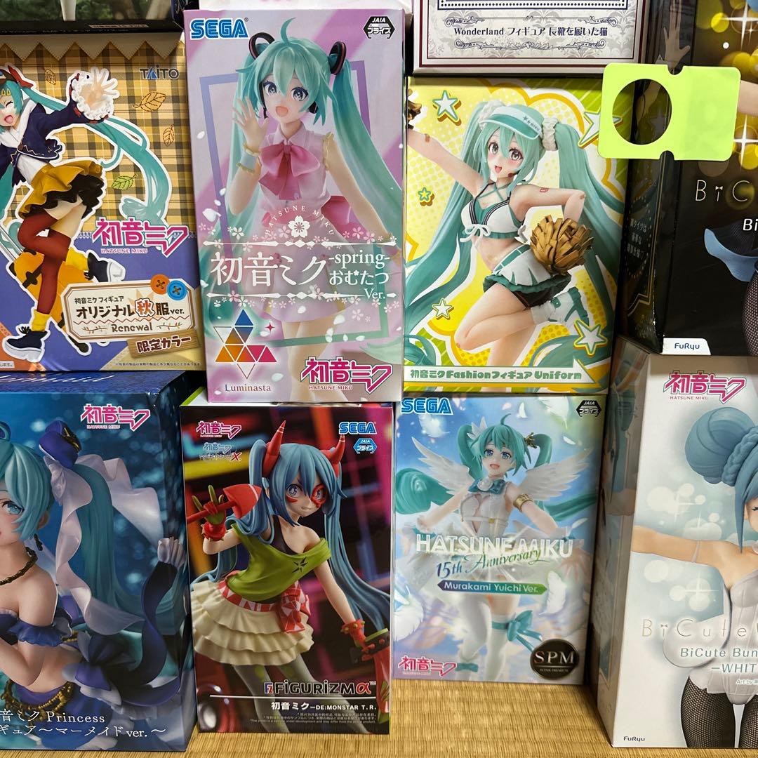初音ミク フィギュア 18個 AMP+ 親指姫 バニー 他