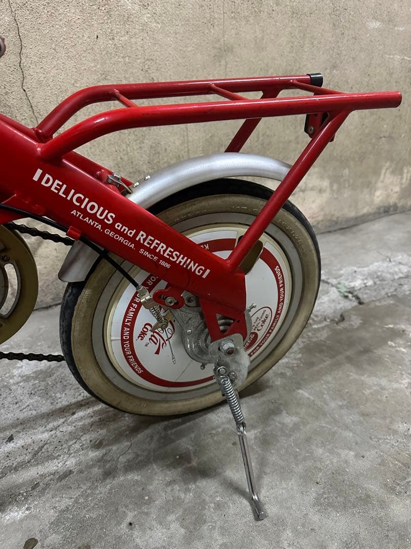 コカ・コーラ 折りたたみ自転車　6段ギア　ホイールカバー付き 16インチ