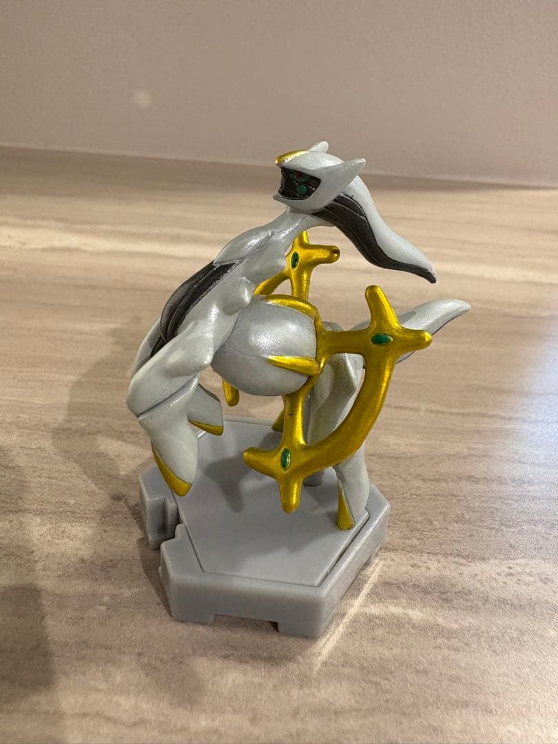 モンコレプラス　アルセウス　メタリックバージョン　非売品　限定　抽選　1000名