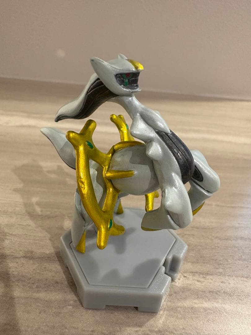 モンコレプラス　アルセウス　メタリックバージョン　非売品　限定　抽選　1000名