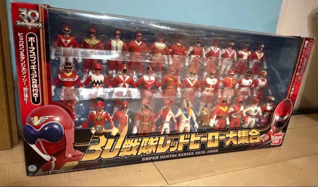 30戦隊レッドヒーロー大集合 バンダイ　ソフビ　戦隊　ヒーロー