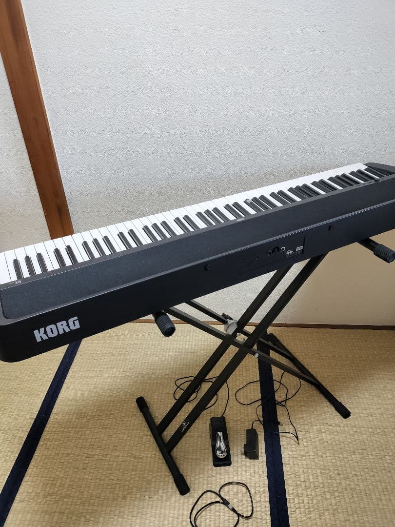 KORG B2 電子ピアノ　折りたたみスタンド付き