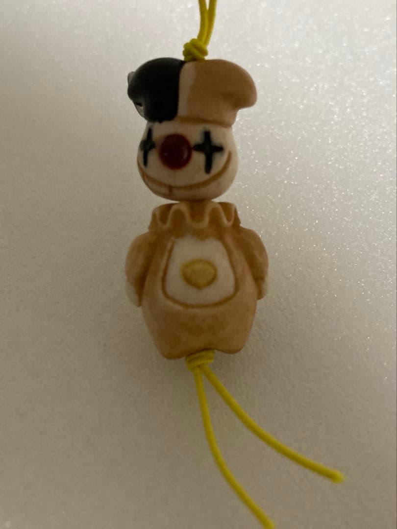 天然素材　ピエロ彫刻　根付　提げ物