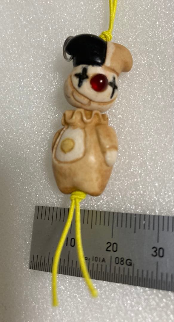 天然素材　ピエロ彫刻　根付　提げ物