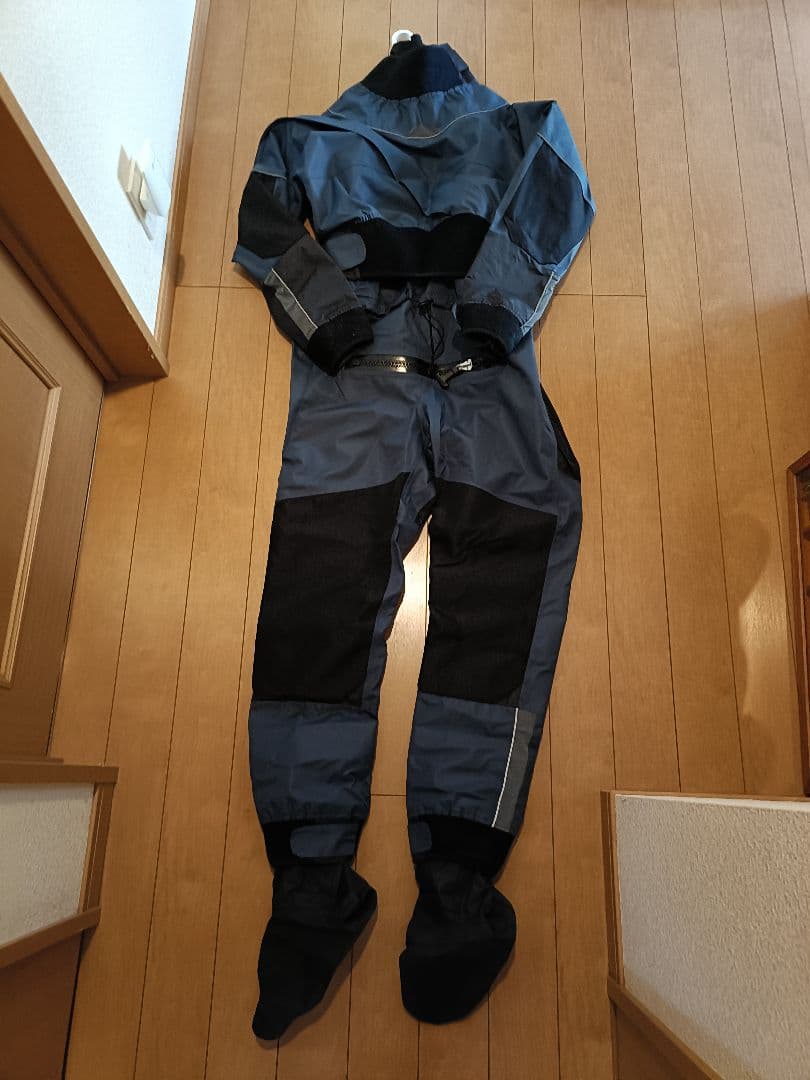 LKVER フルドライスーツ 冬場のカヤック・ミニボートに