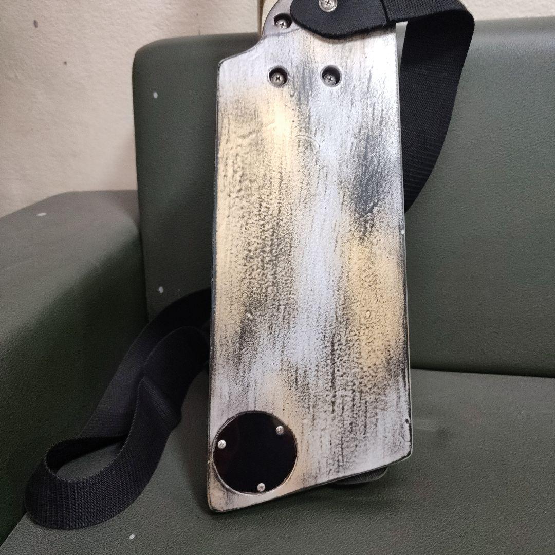 ダメージ仕様トラベルギター