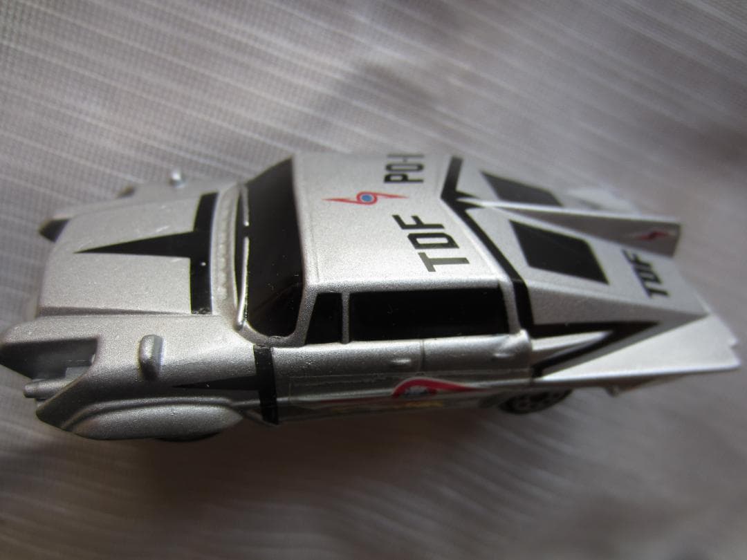 円谷特車３台セット／TDF ポインター、MATビハイクル、GUTSシャーロック