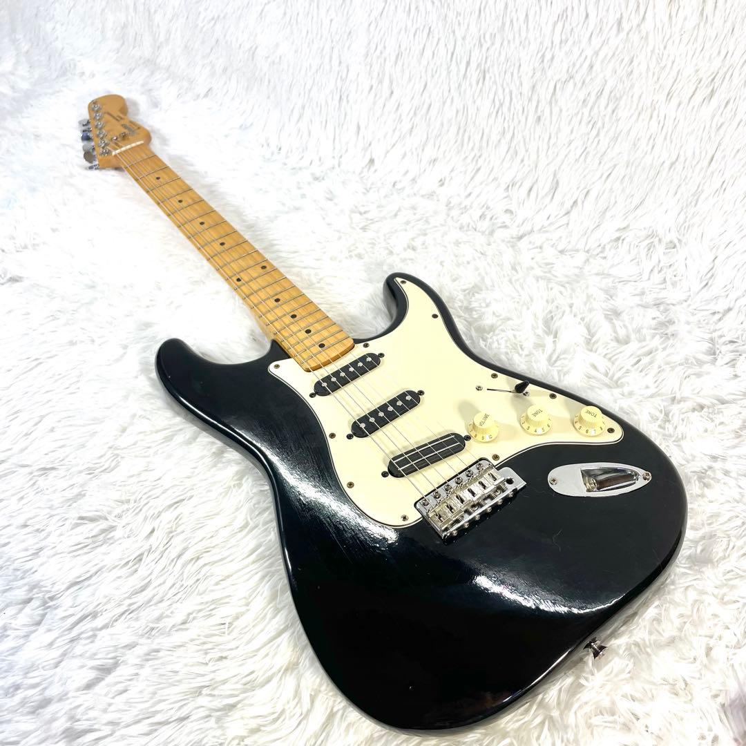 Squier by Fender ミニハム Eシリアル ストラトキャスター