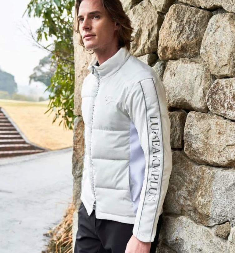 【新品】LUXEAKMPLUSゴルフ スリーブロゴ中綿ブルゾン　ホワイト　L