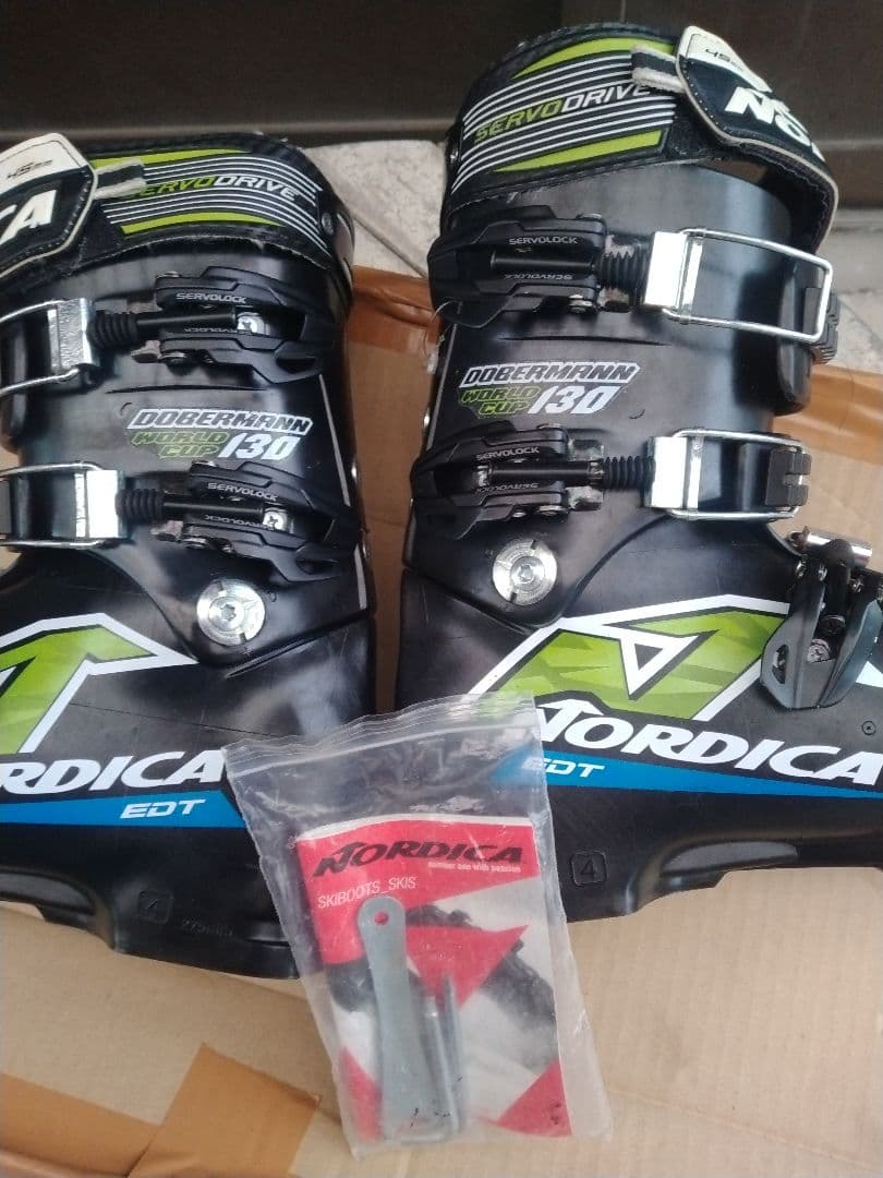 ノルディカ新品シェル 美品インナー 新品スポイラー/ブーツケース付