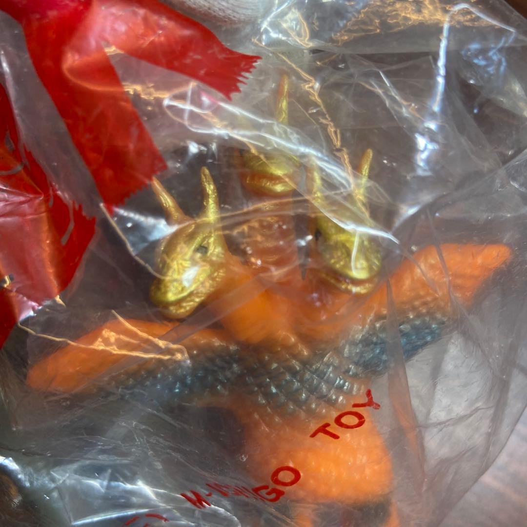 M1号 X星人 ミニキングギドラ付き 5781