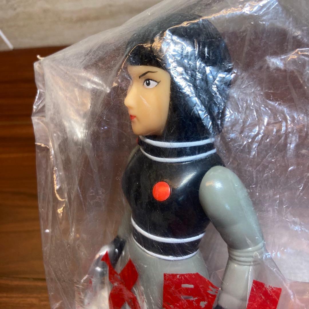 M1号 X星人 ミニキングギドラ付き 5781