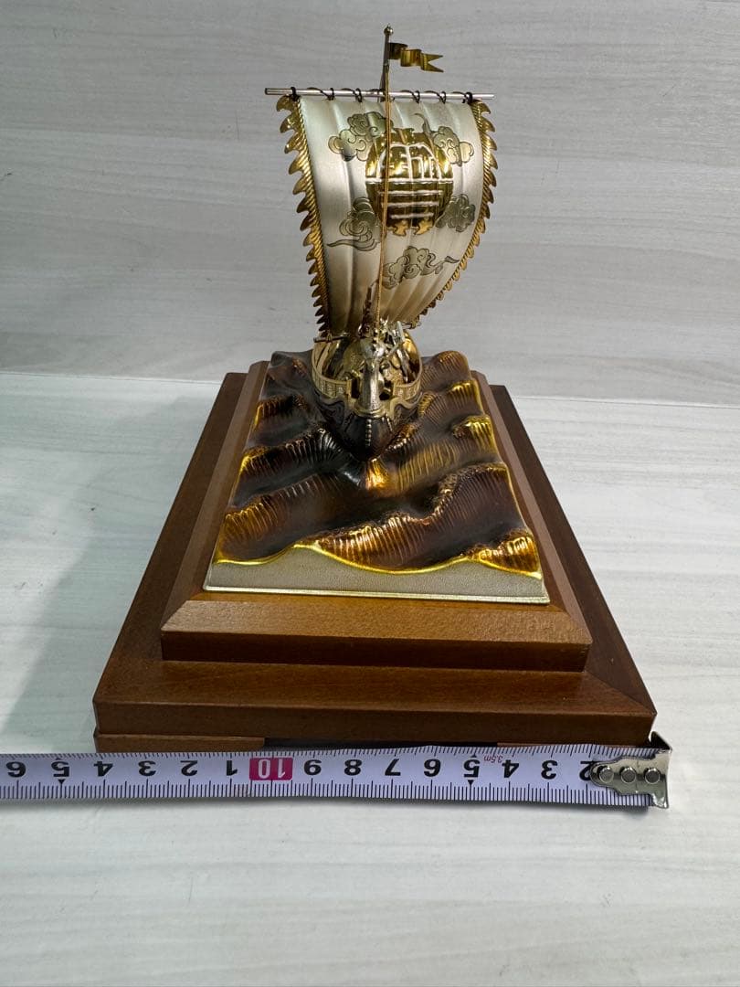 関　武比古　銀製　宝船 ガラスケース付き