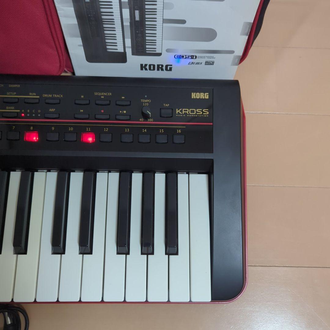 KORG KROSS-61 シンセサイザー　61鍵盤　取説　付属品あり