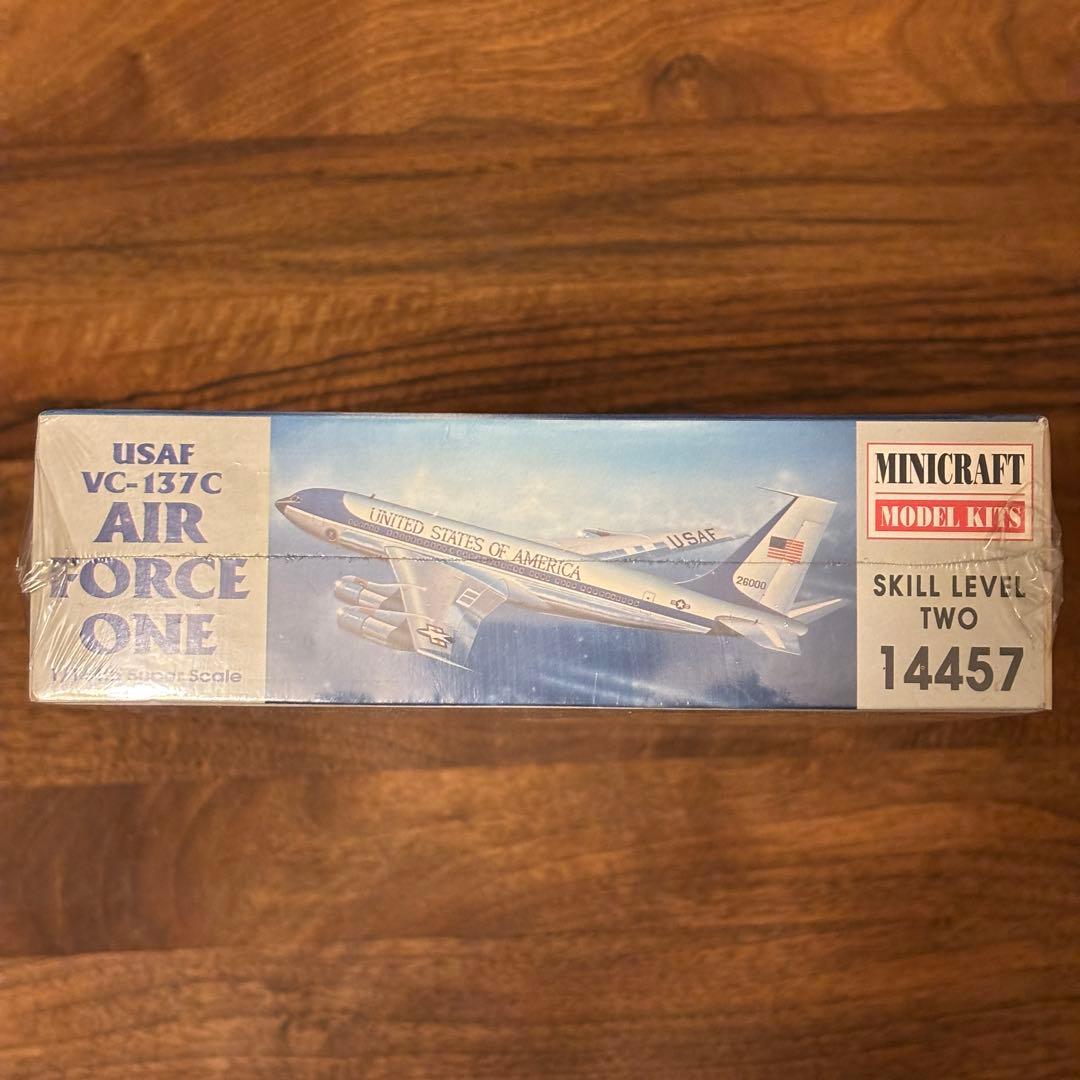 【MINICRAFT】1/144 AIR FORCE ONE VC-137C