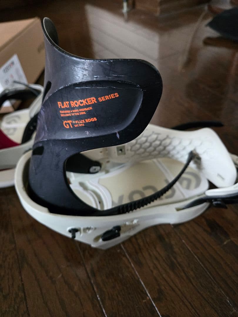 FLUX CV　Sサイズ　 ハイバック、ストラップカスタムあり