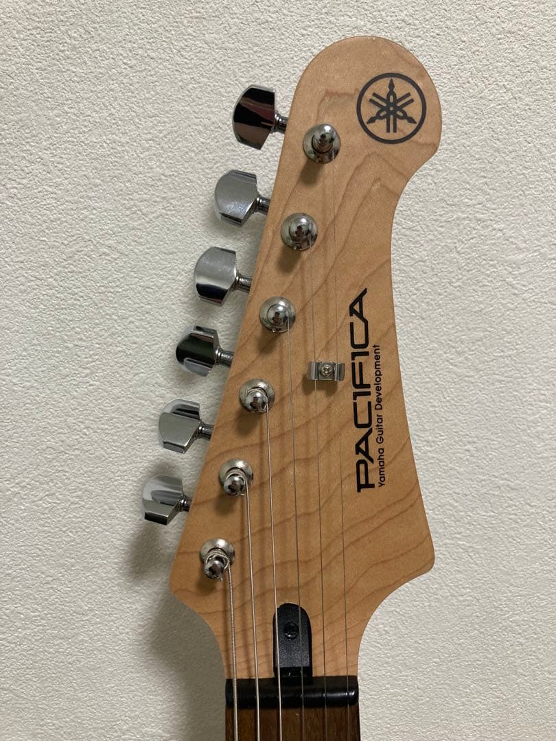 YAMAHA PACIFICA012 ギターケース付き