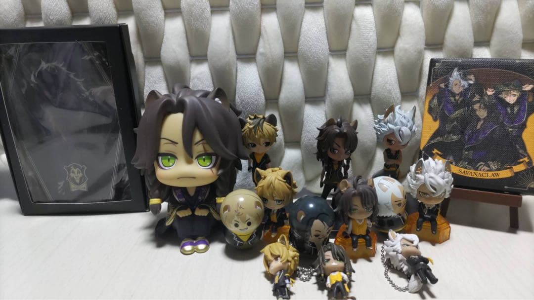 ツイステ　サバナクロー寮　グッズセット