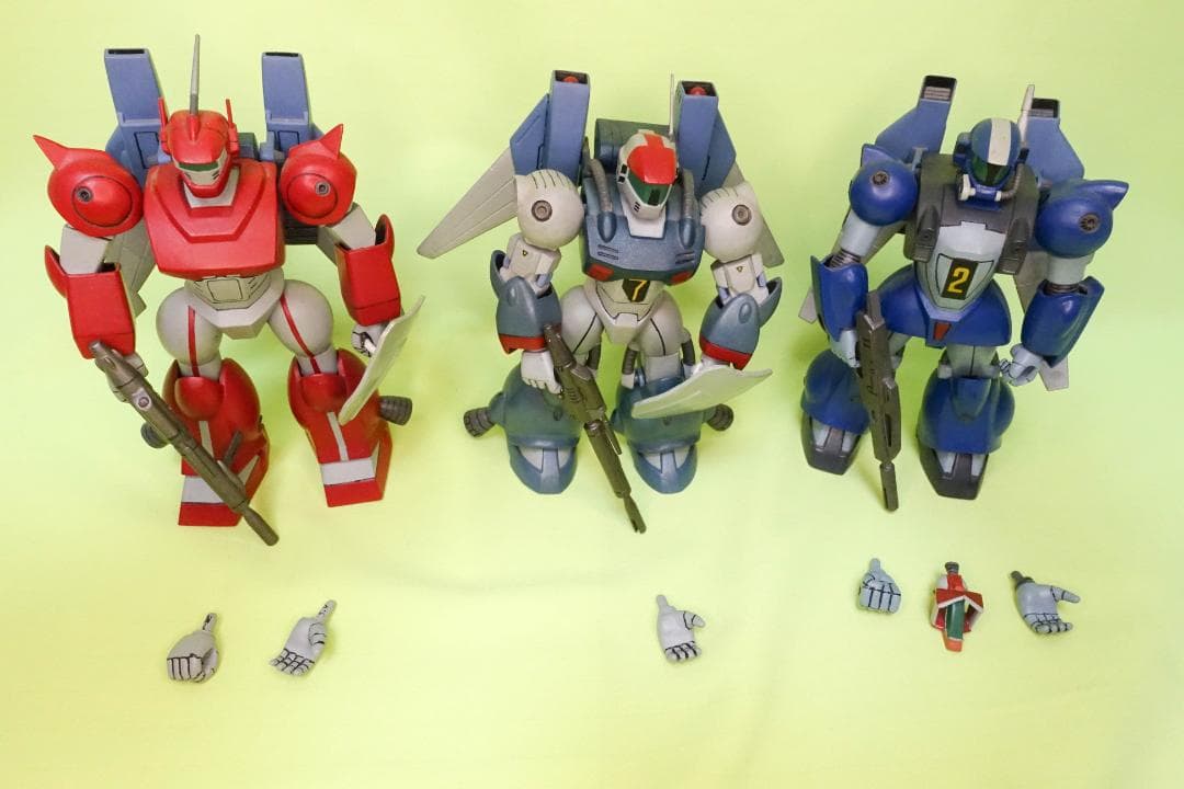 【全塗装完成品】1/144　R.Vバイファム／ネオファム／トゥランファム