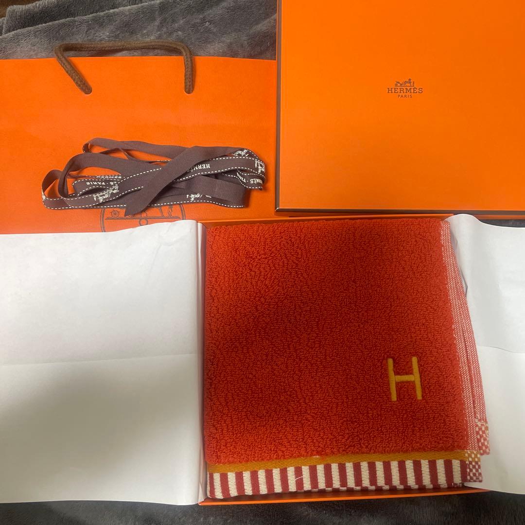 エルメス　ハンドタオル　新品未使用タグ付き