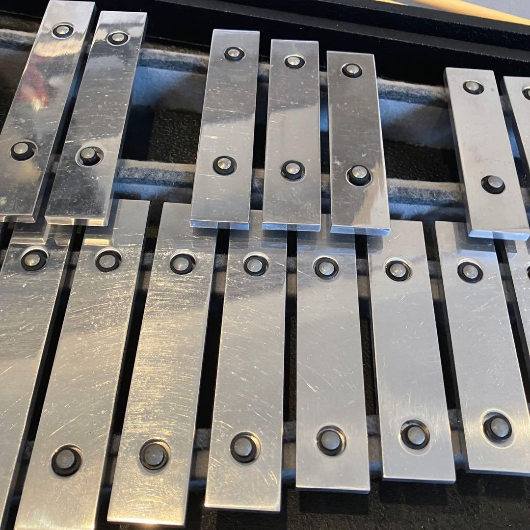 【美品】グロッケン　鉄琴　32鍵　ケース付　SAITO 一体型