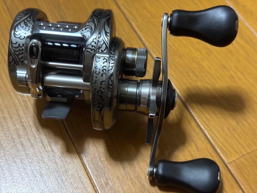 シマノ カルカッタコンクエストBFS HG アベイルシャロースプール