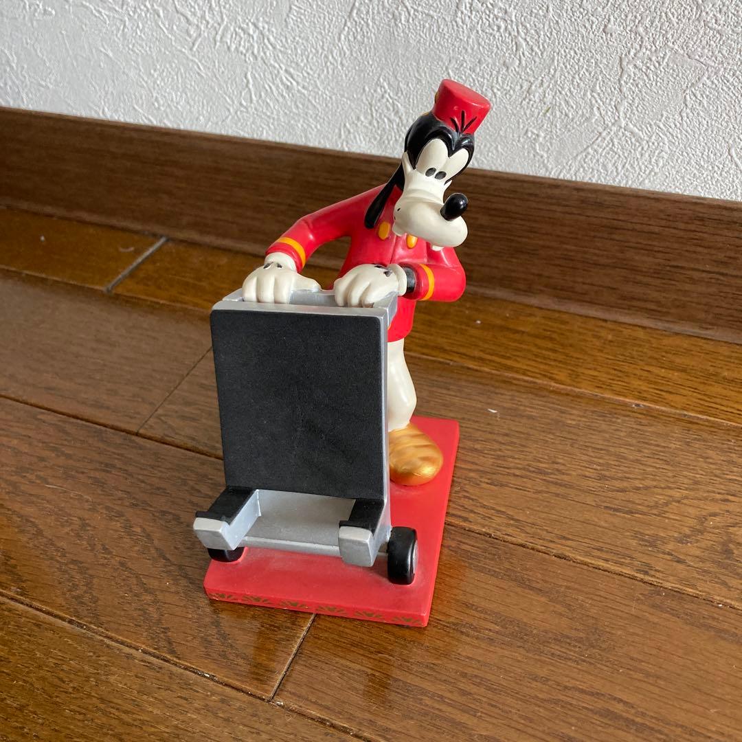 ディズニー　ドナルド90周年 腕時計　グーフィー　フィギュア　セット