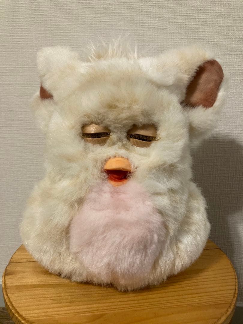 ファービー2 キャラメルシロップ ベージュ×茶目　英語版