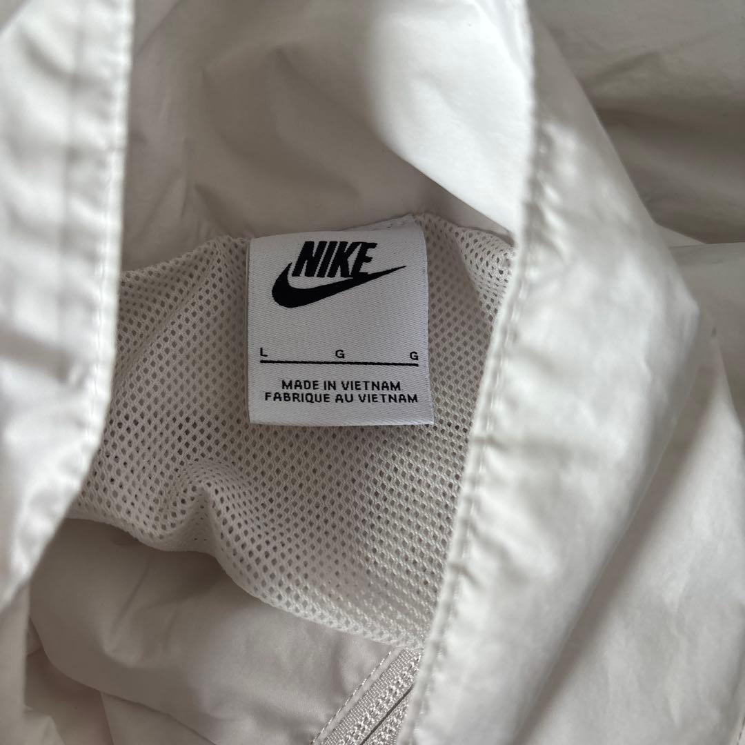 Nike ホワイト ジャケット セットアップ