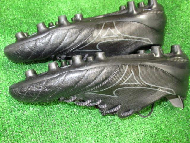 Mizuno Morelia Neo II β 26.5