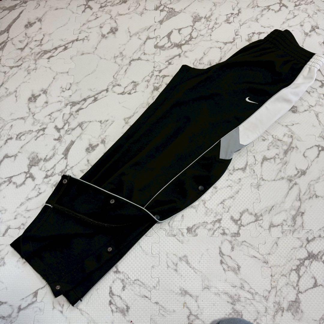 美品 NIKE セットアップ XL 黒白 ジャージ　ナイキ 上下　フラップボタン