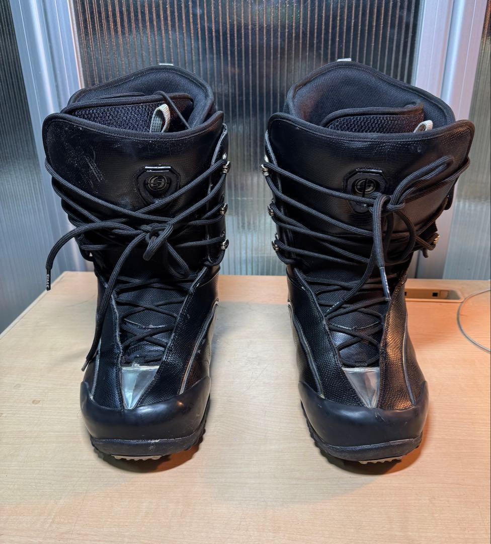 状態良好なブラックSIMSプロ仕様スノーボードブーツ、サイズ30CM