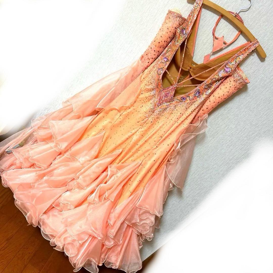 社交ダンスドレス　サーモンピンク　豪華ストーン　紫石　美品　ella 髪飾付き