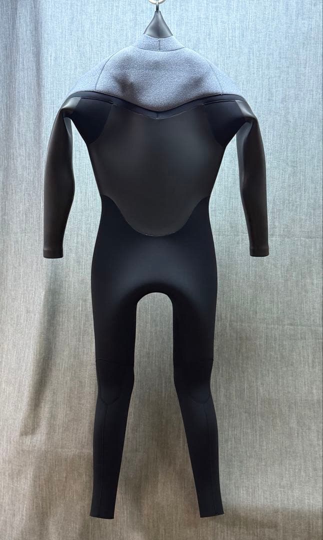 セミドライウェットスーツ MENS MLサイズ 新品未使用