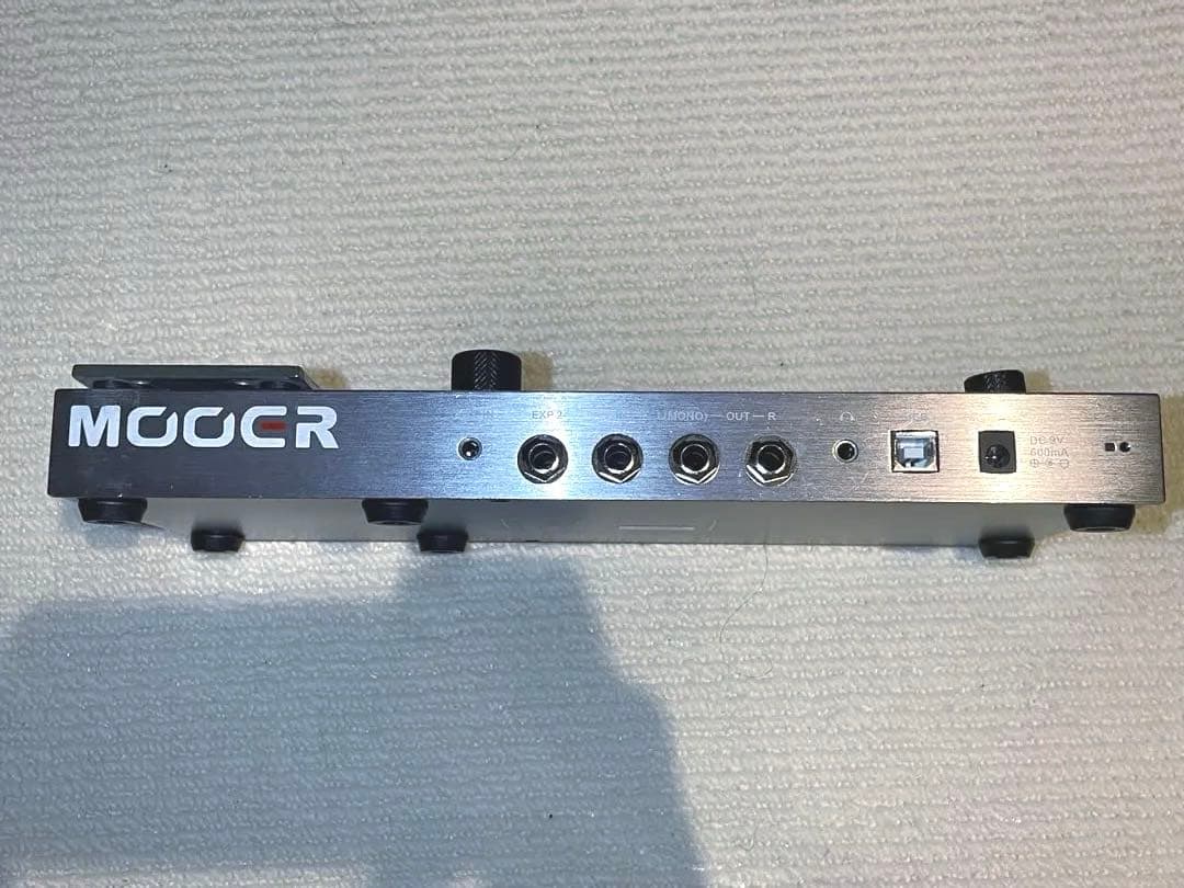 Mooer GE200 マルチエフェクター（箱、純正ACアダプター付属）