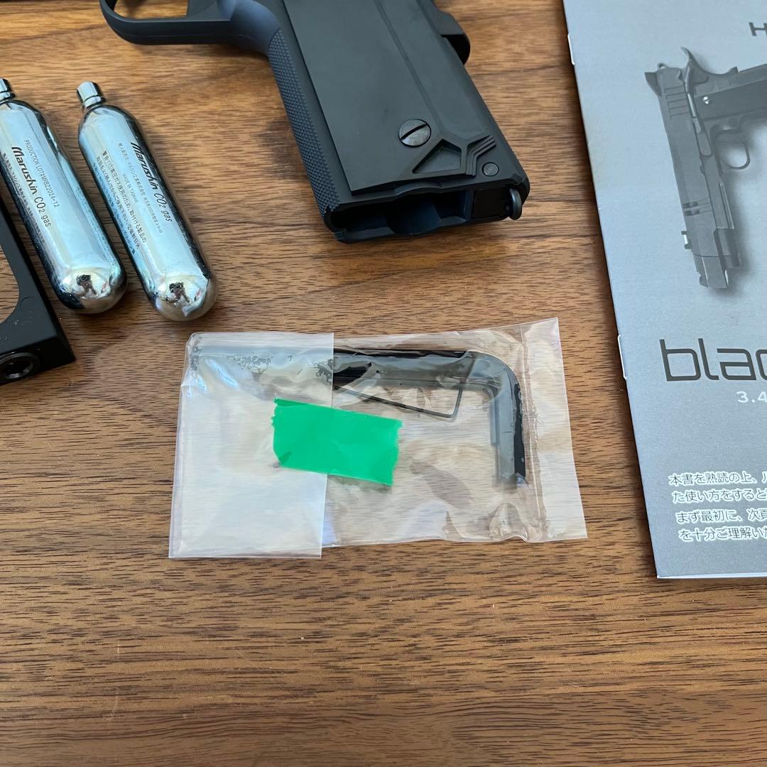 Run　極美品 カーボネイト black kitty Carbon8