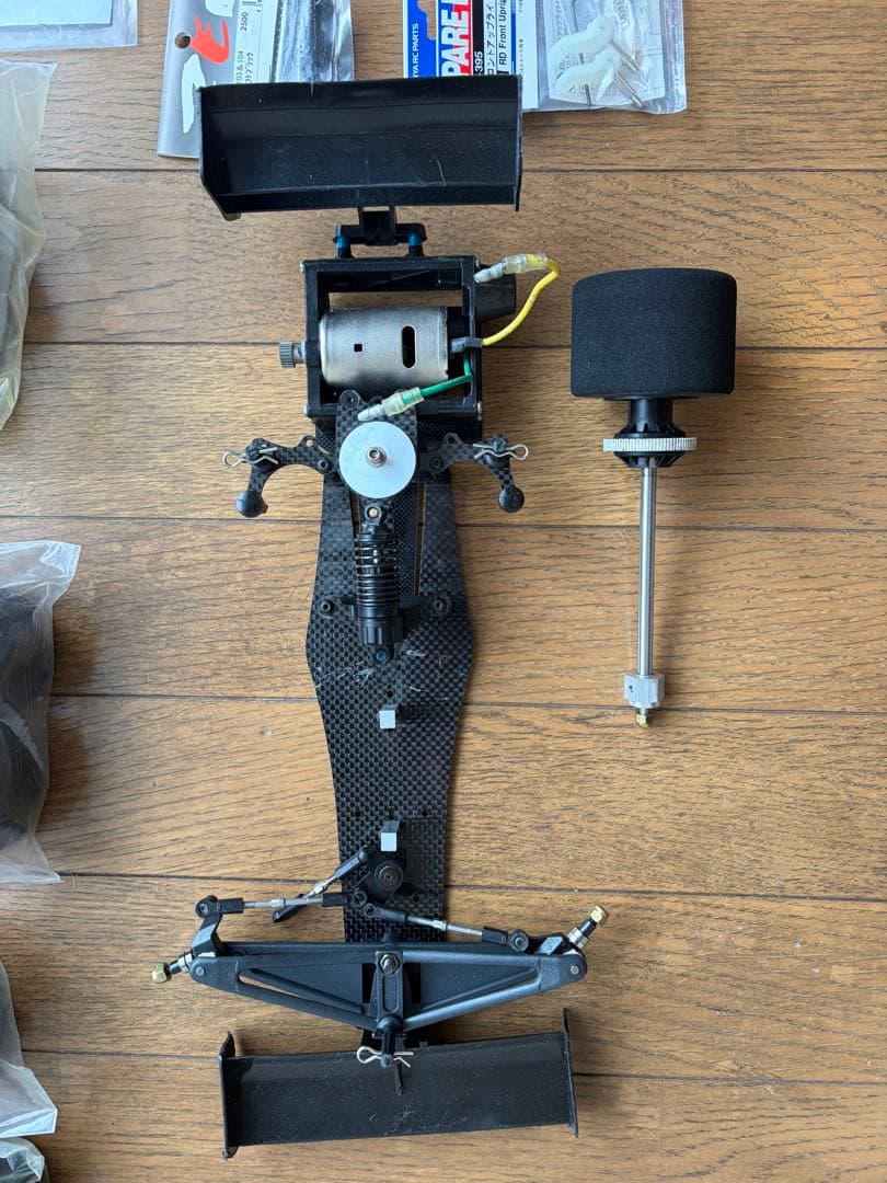 タミヤ f103 シャーシなど変更