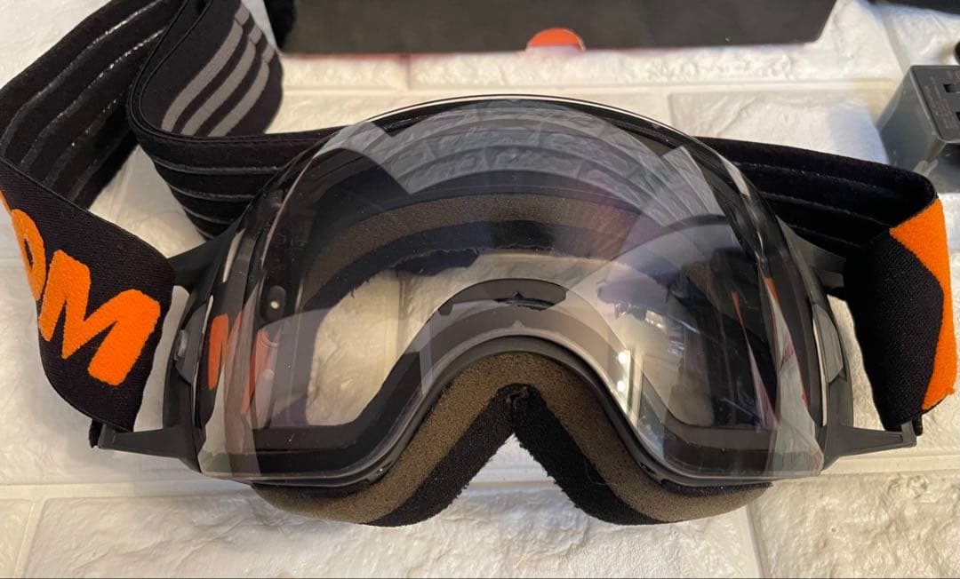 ABOM HEET XTREM エーボム　ヒート　22-23 最終型 調光レンズ