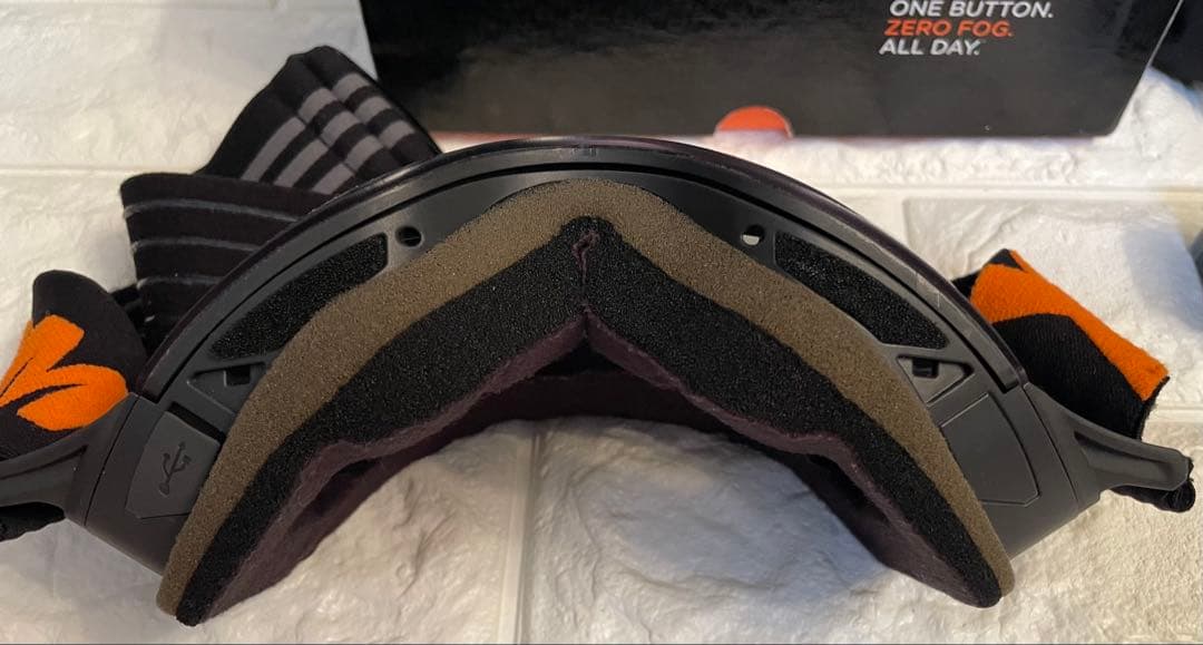 ABOM HEET XTREM エーボム　ヒート　22-23 最終型 調光レンズ