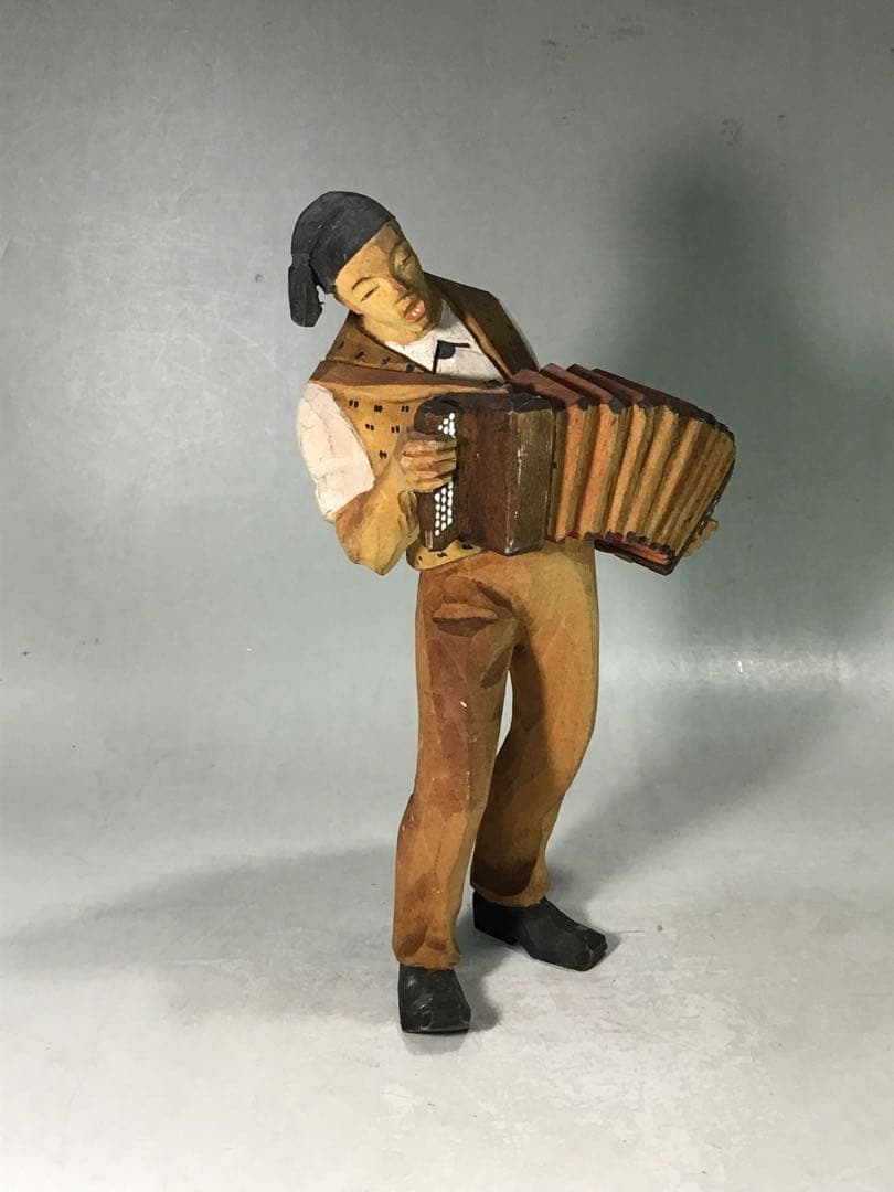 ビンテージ ハンスハグラー アコーディオン奏者 木彫り 人形 スイス 農民美術